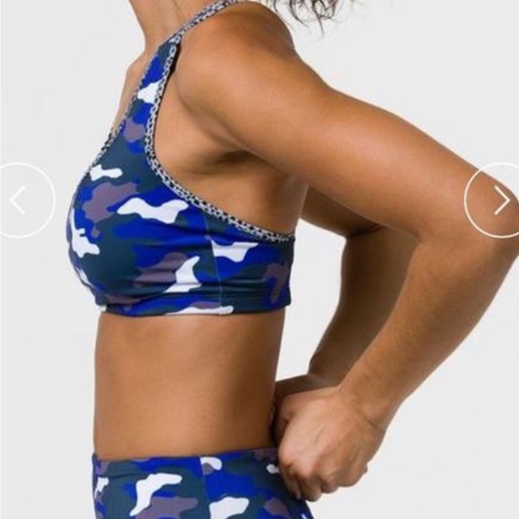 Onzie Midnight Camo Bridge Sports Bra - Picture 3 of 4